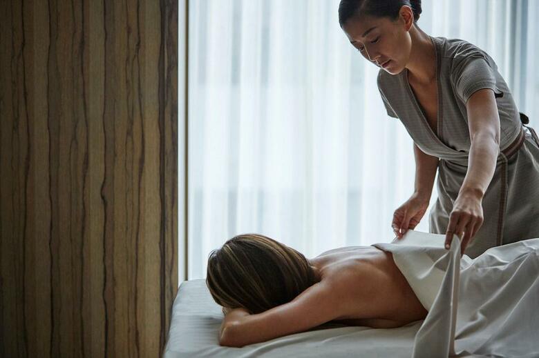 Four Seasons Hotel Vancouver