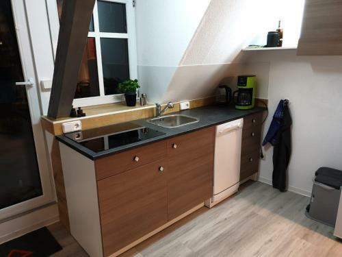 Apartamento Gem�tliche Gro�e Dachwohnung Mit Terrasse
