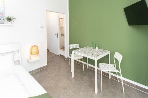 Nibelungen Apartments