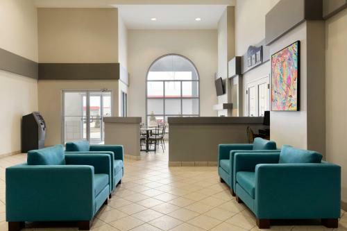 Hotel Days Inn Steinbach