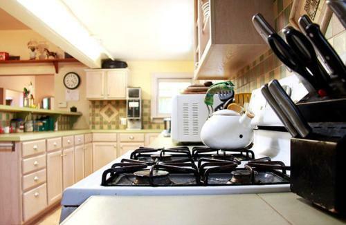 Hi - San Luis Obispo Hostel