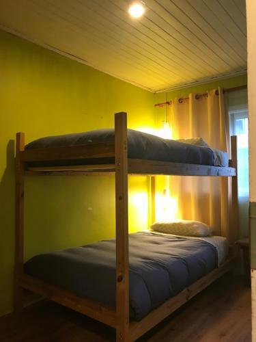 Hostel Submarino Amarillo