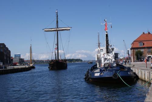 Apartamento City-suite Mit Terrasse - Abc215