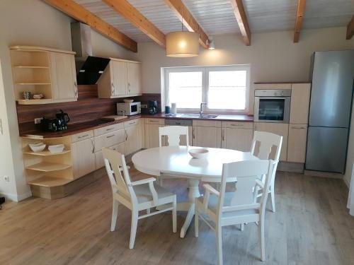 Apartamento Sommerhaus Mit Dachterrasse & Parkplatz Neu! - Abc324