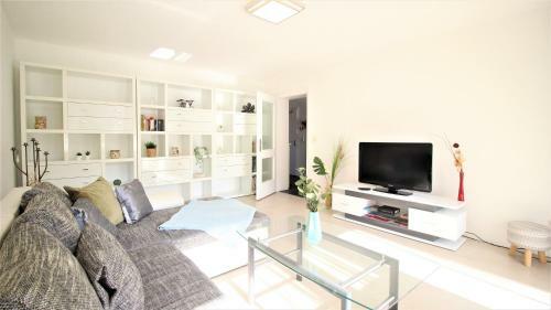 Apartamento Amazing Staycation - Private Bicycle Cellar!