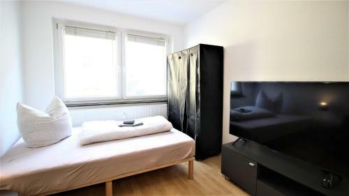 Private Room-vineyards And City