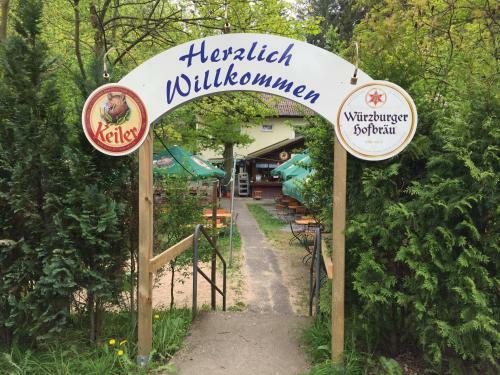 Apartamento Ferienwohnung An Der Waldsch�nke