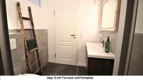 Apartamento Idyllic Setting In Center - Bright & Modern