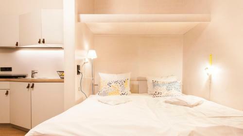 Aparthotel Room For Rent