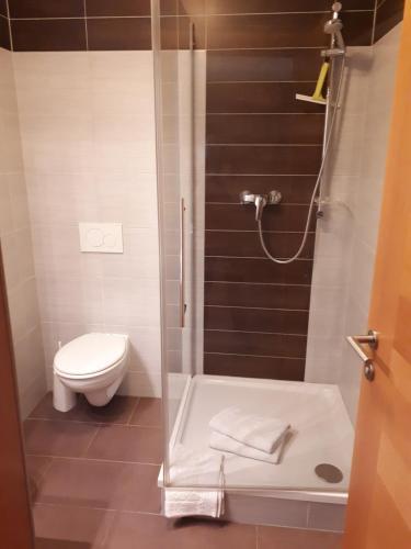 Hostal Pension Kreuzinger