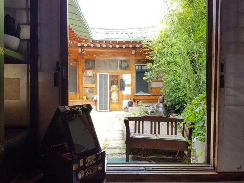 Hostal Soriwool Guesthouse