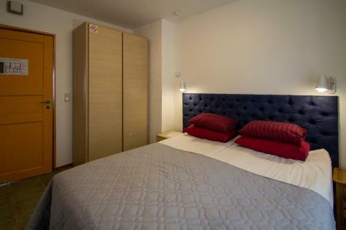 Sunnyhouse Apartments