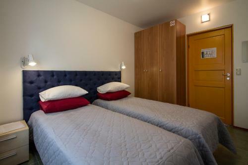 Sunnyhouse Apartments