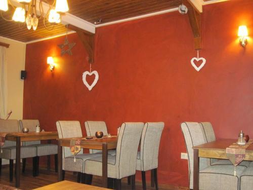 Hostal Chalet Catton