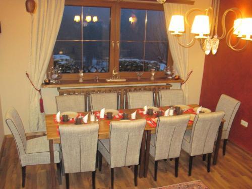 Hostal Chalet Catton