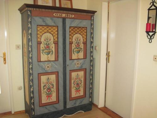 Hostal Chalet Catton