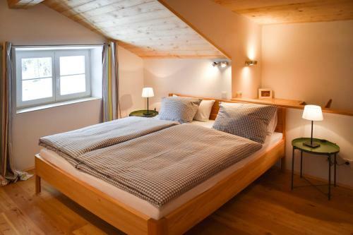 Apartamento Spitzing Lodge Ferienwohnungen