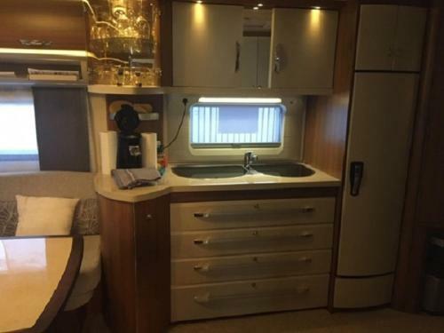 Apartamento Luxus Wohnwagen Alpenblick