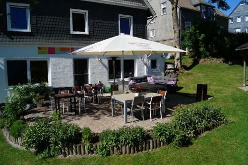 Hostal Hotel Pension De Gasterei