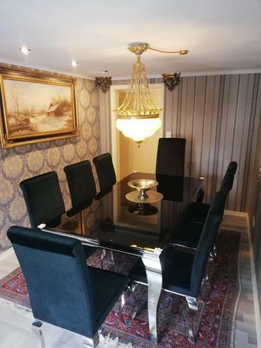 Eleonora Apartment