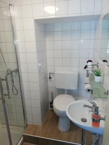 Eleonora Apartment