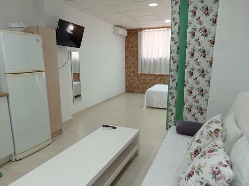 Apartamento Estudio C�ntrico En �guilas