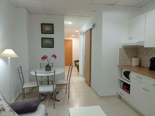 Apartamento Estudio C�ntrico En �guilas
