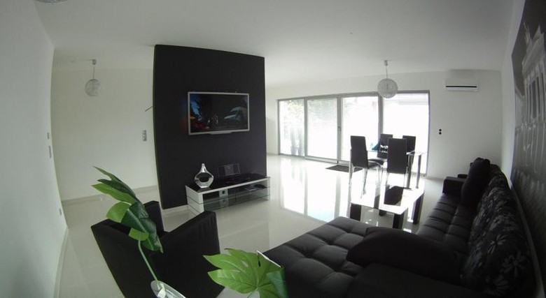 Apartment L�we