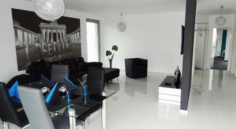 Apartment L�we