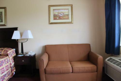 Motel Carom Inn