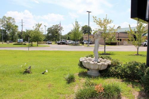 Motel Carom Inn