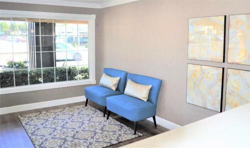Hotel Summerfield Inn
