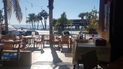 Nice Seafront Apartment