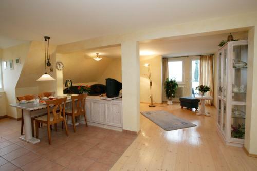 Hostal Berggasthof Zur Glocke