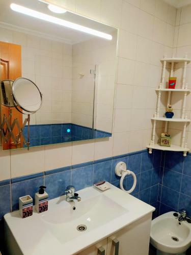 Apartamento C�ntrico Con Piscina