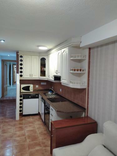 Apartamento C�ntrico Con Piscina