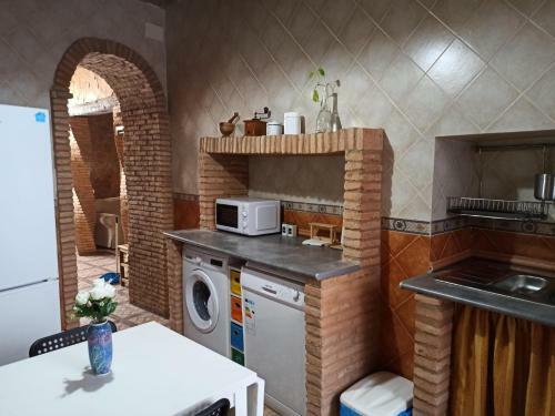 Agradable Casa R�stica Con Chimenea,patio,terraza.