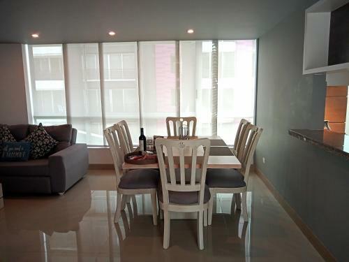 Atlantis 3 Bedroom Impeccable Luxury Apartments With View