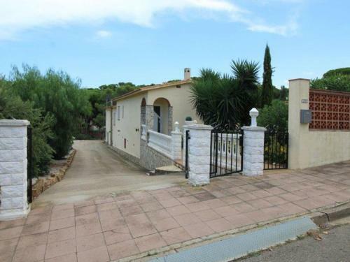 Holiday Home Pineda 6a