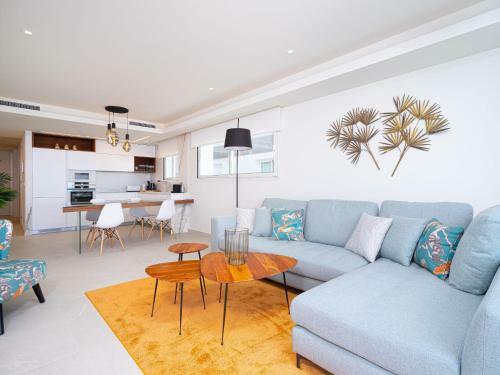 Apartment Blue Infinity
