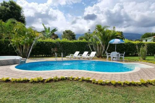 Espectacular Finca En El Lago Calima