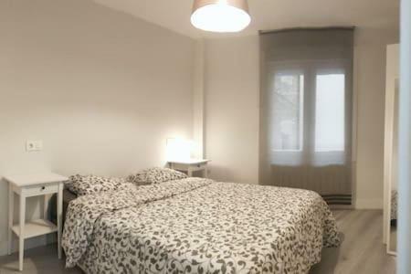 Apartamento Moderno Y Comodo A 5 Min Casco Viejo Garaje Opcional