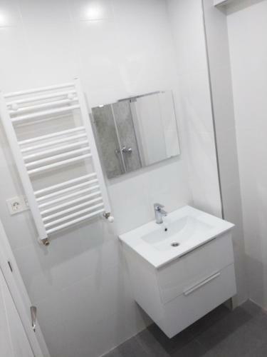 Apartamento Moderno Y Comodo A 5 Min Casco Viejo Garaje Opcional