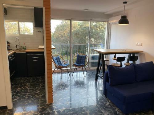 Apartamento Para Parejas Reformado Con Piscina