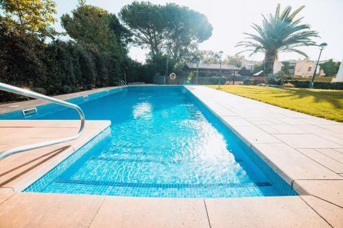 Apartamento Para Parejas Reformado Con Piscina