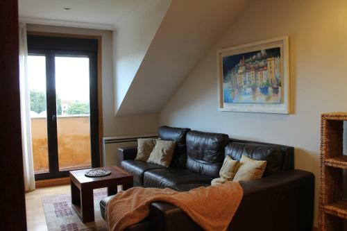 Apartamento Luminoso Con Garaje, En El Centro