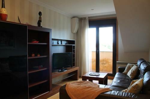 Apartamento Luminoso Con Garaje, En El Centro