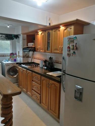 Apartamento Tu Hogar En Otro Lugar...tranquilo Y C�modo.