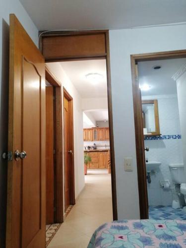Apartamento Tu Hogar En Otro Lugar...tranquilo Y C�modo.