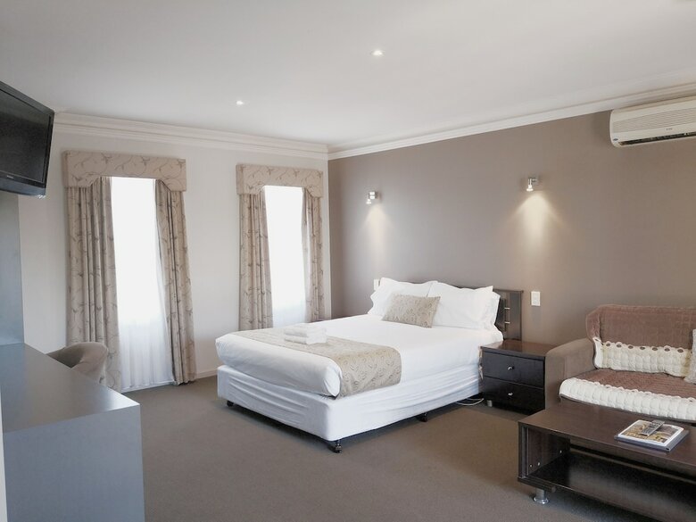Hotel Seymours On Lydiard